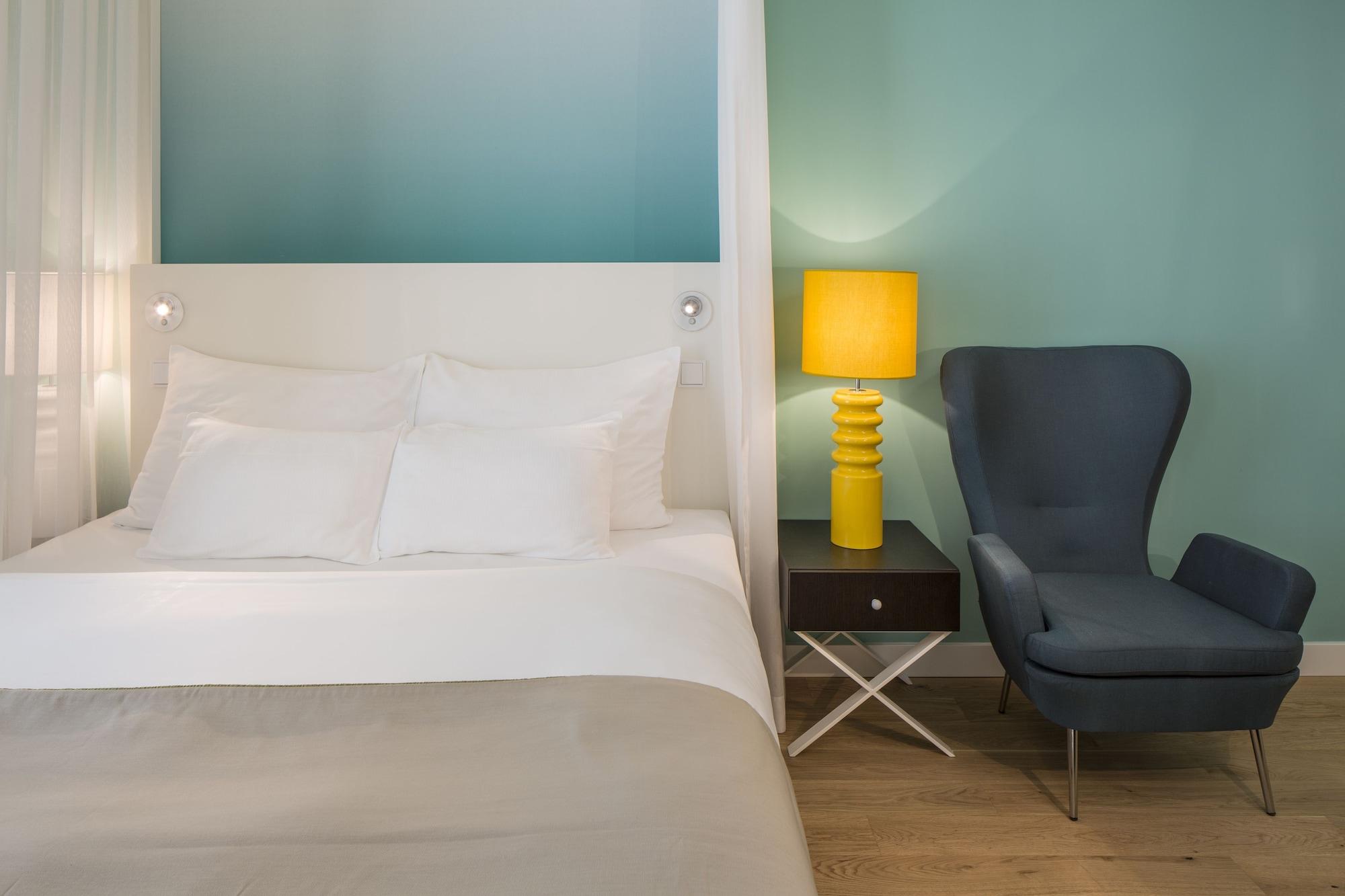 Falkensteiner Hotel & Spa Jesolo Exterior photo A room at the hotel