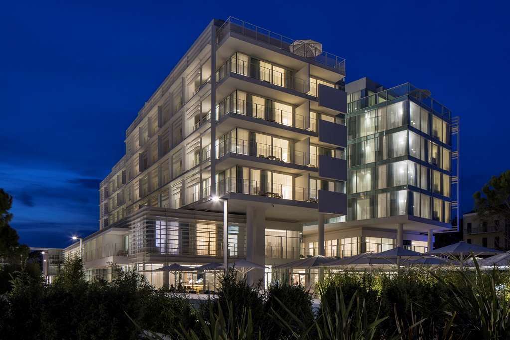 Falkensteiner Hotel & Spa Jesolo Exterior photo The Westin Athens